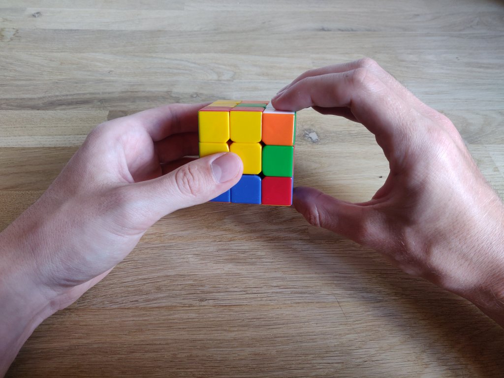 Rubik's Cube scramble 9