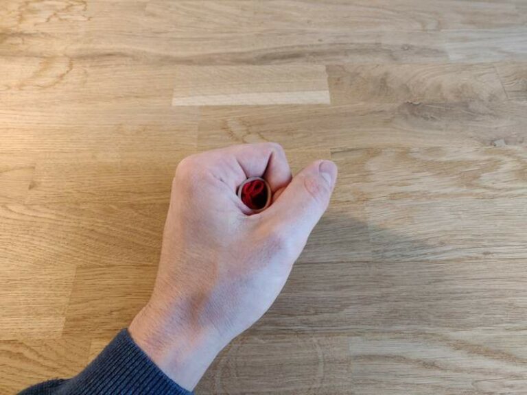 Disappearing magic trick: Learn how to vanish small objects