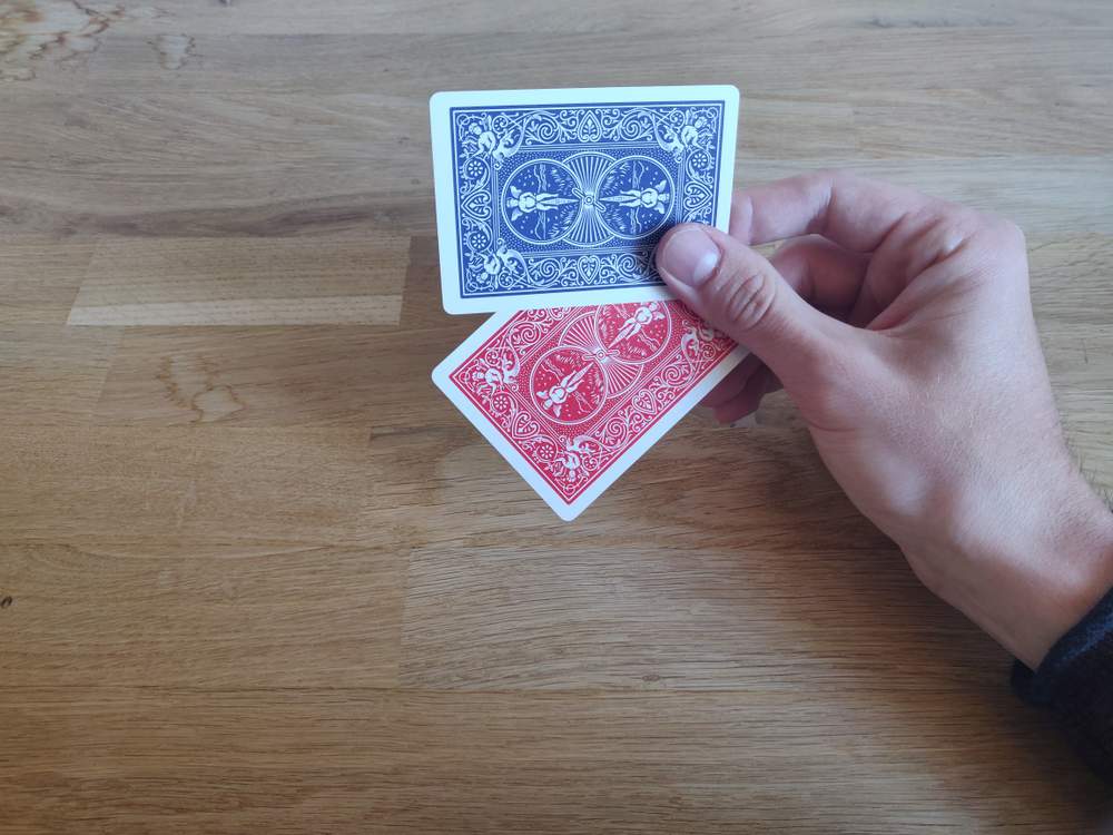 Snap Change card trick - Step 1
