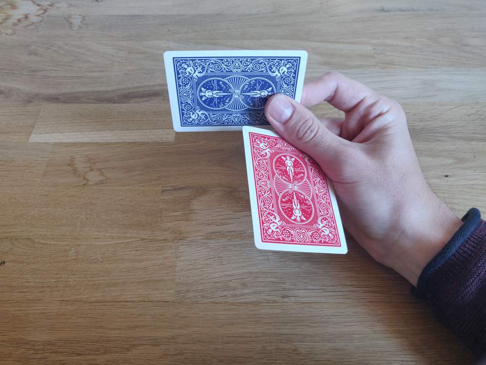 Snap Change card trick - Step 3
